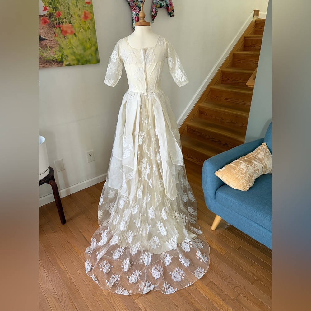 1950’s True Vintage ivory Handmade Wedding gown dress handmade lace - Picture 9 of 13